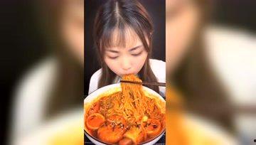 芒芒娱乐吃瓜,揭秘娱乐圈最新“吃瓜”事件