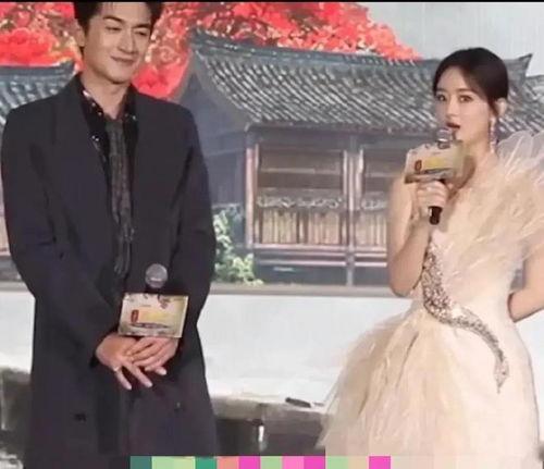 娱乐八卦事件爆料吃瓜,明星隐私大曝光，吃瓜群众狂欢时刻！